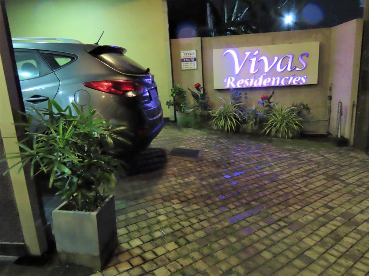 Vivas Residencies Luxury Apartments Dehiwala-Mount Lavinia Esterno foto