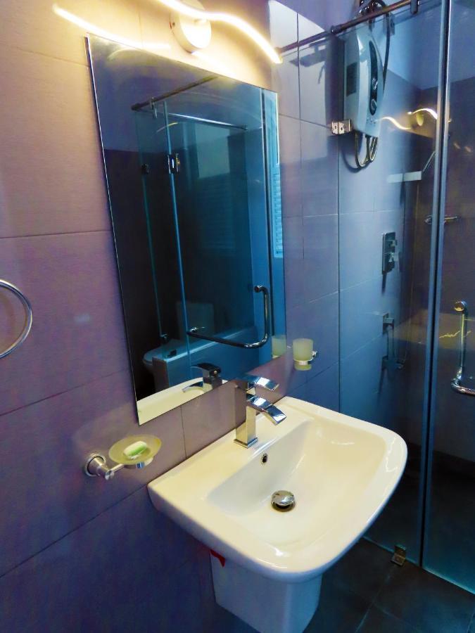 Vivas Residencies Luxury Apartments Dehiwala-Mount Lavinia Esterno foto