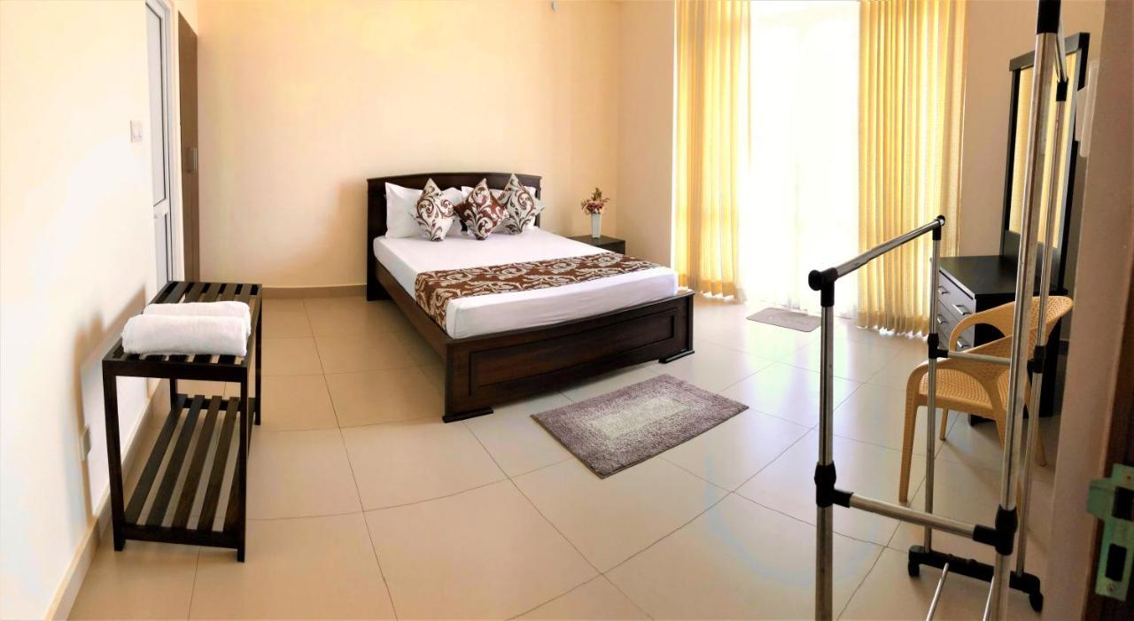 Vivas Residencies Luxury Apartments Dehiwala-Mount Lavinia Esterno foto