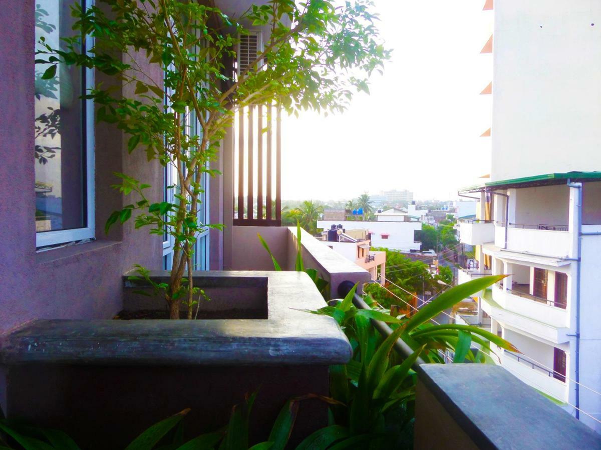Vivas Residencies Luxury Apartments Dehiwala-Mount Lavinia Esterno foto